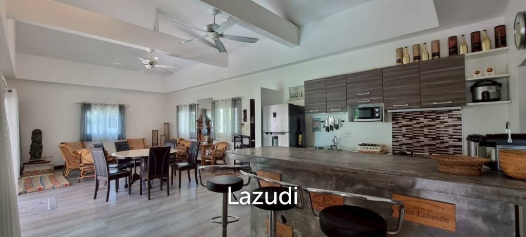 4 Beds 4 Baths 300 SQ.M. Sunset Beach Estate