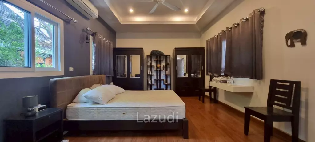 4 Beds 4 Baths 300 SQ.M. Sunset Beach Estate