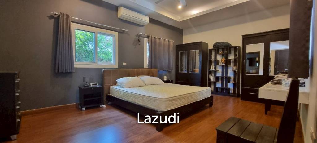 4 Beds 4 Baths 300 SQ.M. Sunset Beach Estate