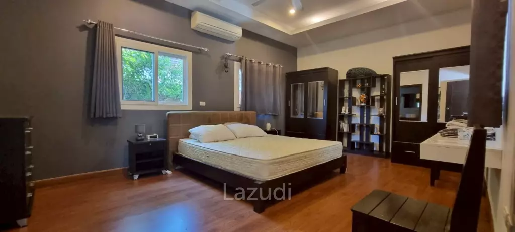 4 Beds 4 Baths 300 SQ.M. Sunset Beach Estate