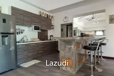 4 Beds 4 Baths 300 SQ.M. Sunset Beach Estate