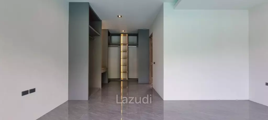 4 Bedrooms 6 Bathrooms 728 SQ.M. Pool Villa Near Mabprachan