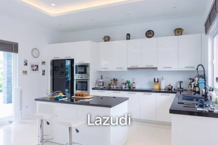 วิลล่าหรู 3 ห้องนอนในโครงการ Aria 2 Hua Hin