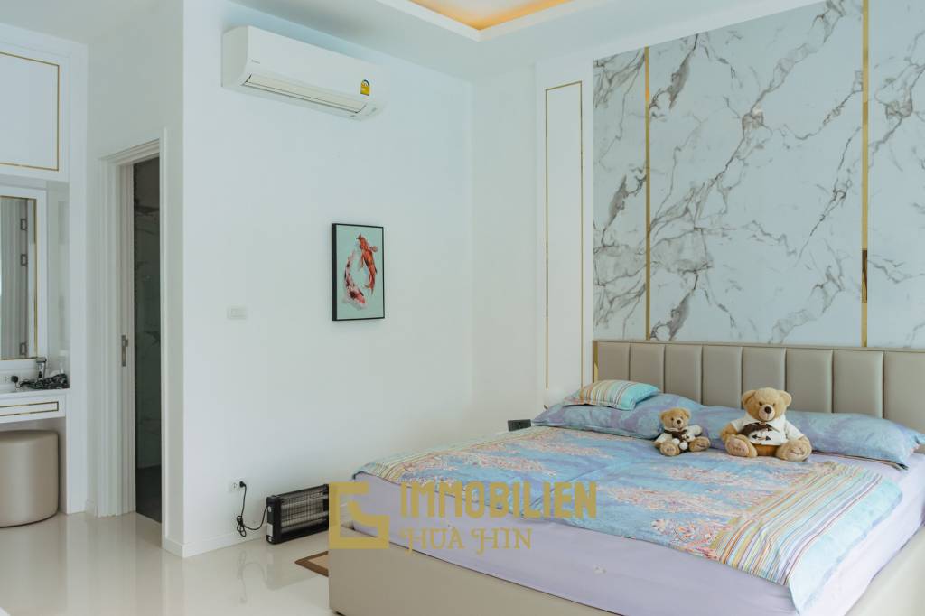 Aria 2 Hua Hin: Villa moderne de 3 chambres avec piscine