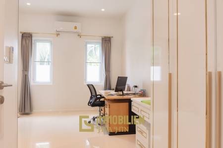 Aria 2 Hua Hin: Villa moderne de 3 chambres avec piscine