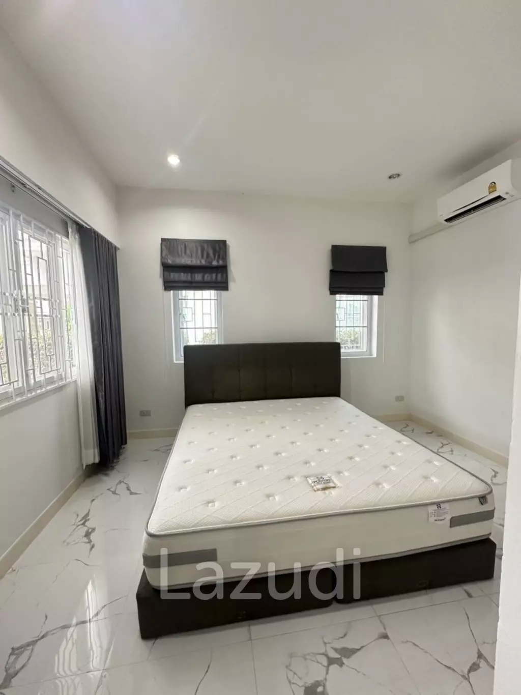 Modern 3 Bedroom House in Baan Yen Jai, Wang Phong