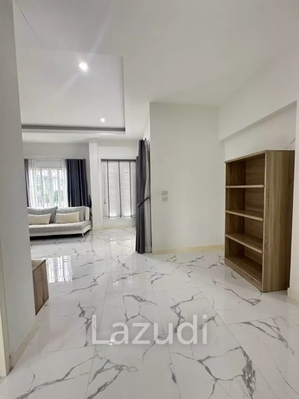 Modern 3 Bedroom House in Baan Yen Jai, Wang Phong