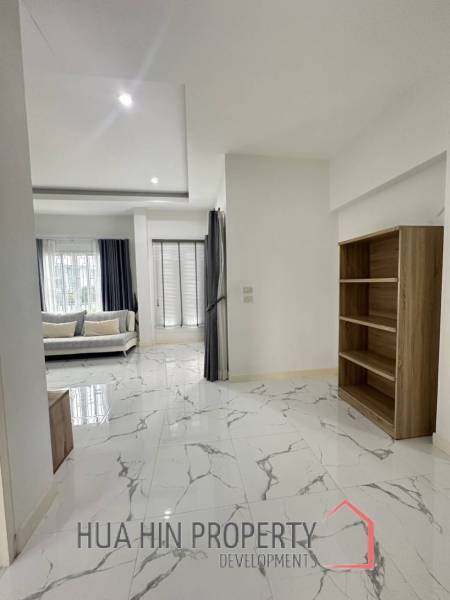 Modern 3 Bedroom House in Baan Yen Jai, Wang Phong