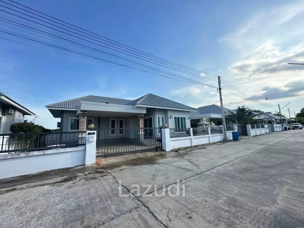 Modern 3 Bedroom House in Baan Yen Jai, Wang Phong