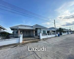 Modern 3 Bedroom House in Baan Yen Jai, Wang Phong