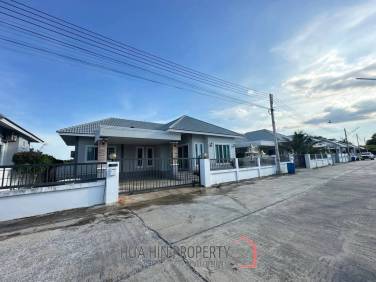 Modern 3 Bedroom House in Baan Yen Jai, Wang Phong