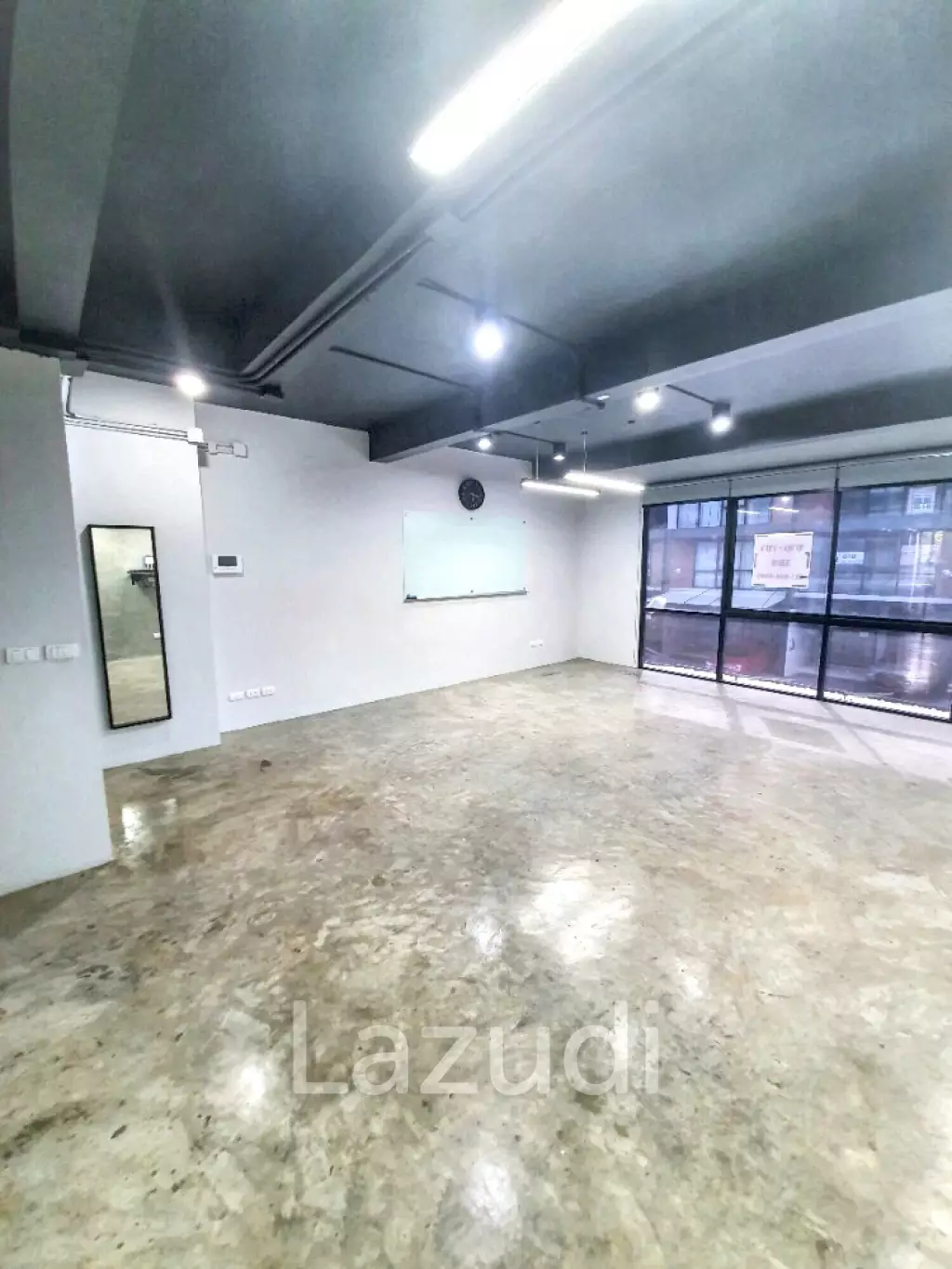 2 Bed 5 Bath 370 SQ.M Home office at The Pride 77
