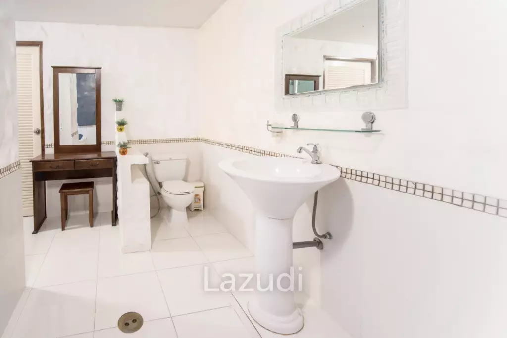 For Sale/Rent : Spacious Furnished 3 Bedroom Villa with Pool in Cha Am
