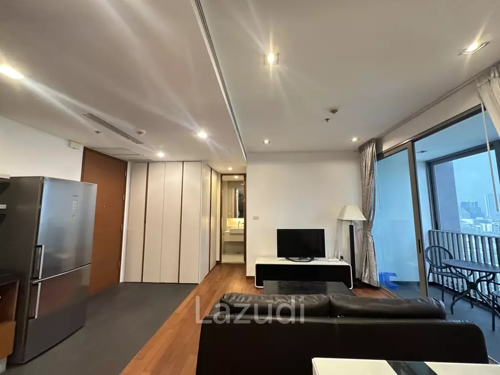 2 Bedroom 2 Bathroom Condo 70 SQ.M.at  Ashton Morph 38