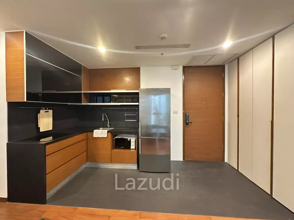 2 Bedroom 2 Bathroom Condo 70 SQ.M.at  Ashton Morph 38