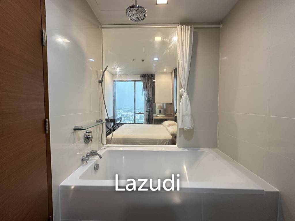 2 Bedroom 2 Bathroom Condo 70 SQ.M.at  Ashton Morph 38