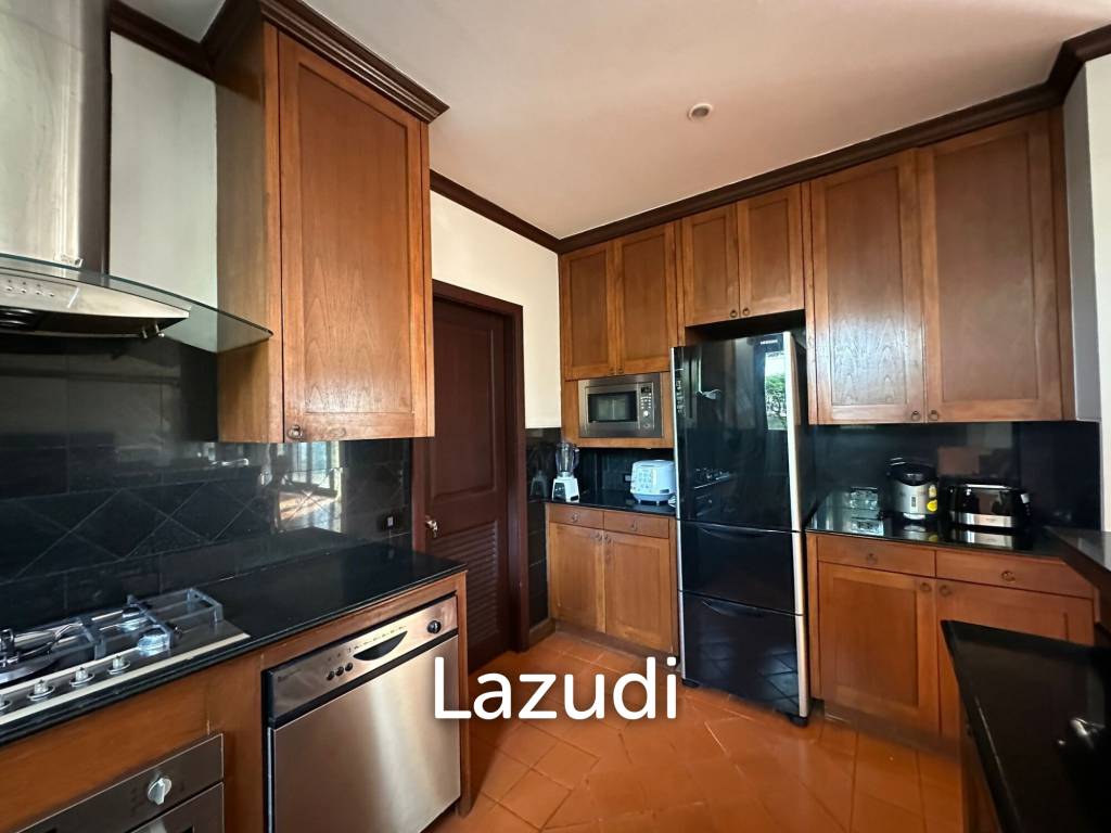 Spacious 4 Bedroom Sai Taan Villas For Sale