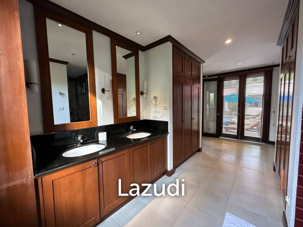 Spacious 4 Bedroom Sai Taan Villas For Sale