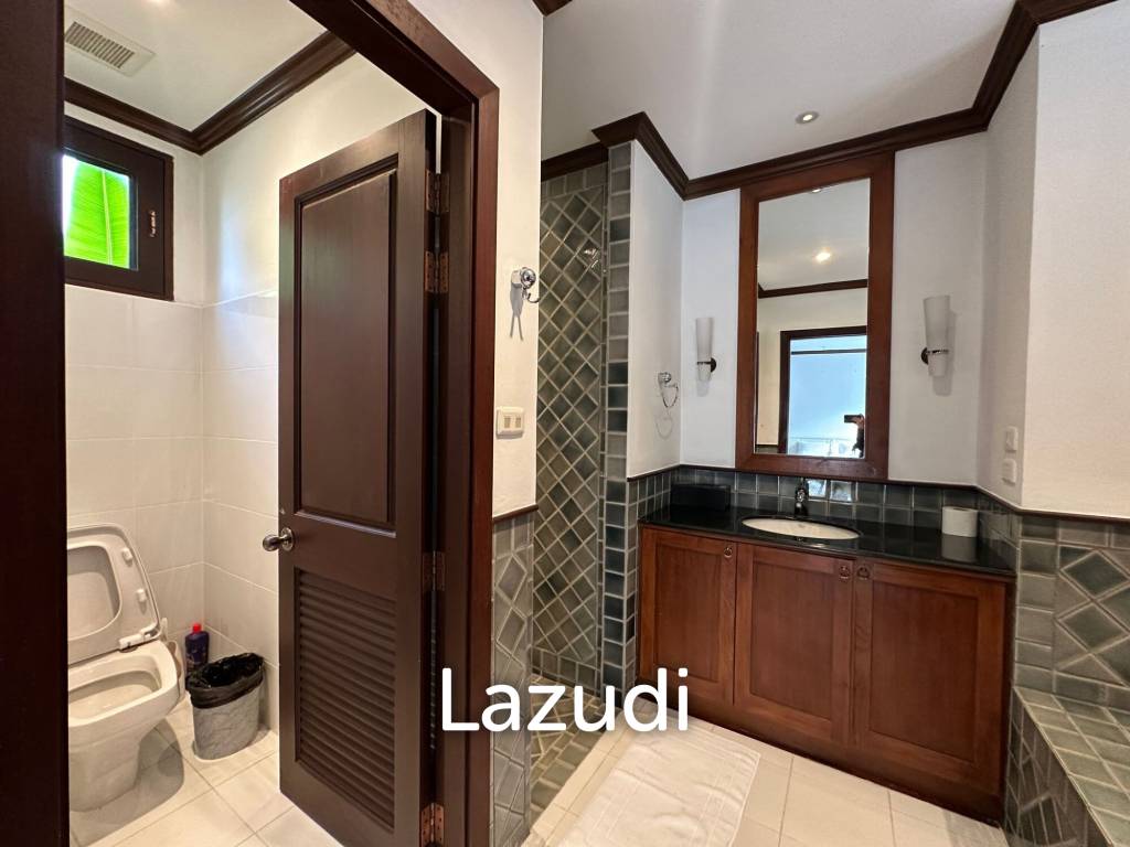 Spacious 4 Bedroom Sai Taan Villas For Sale