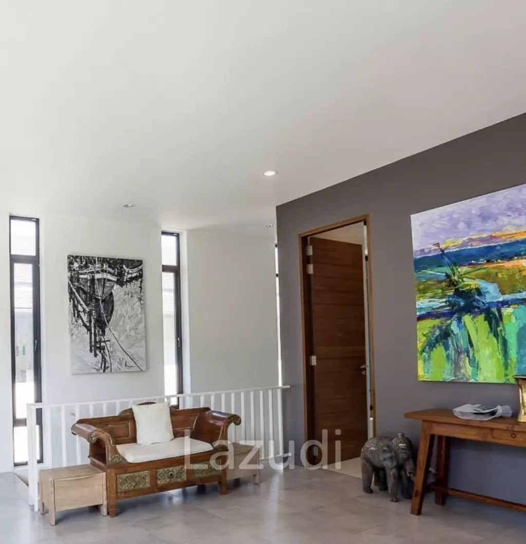PALM HILL 2 STOREY VILLA  : 5 bed exceptional golf villa