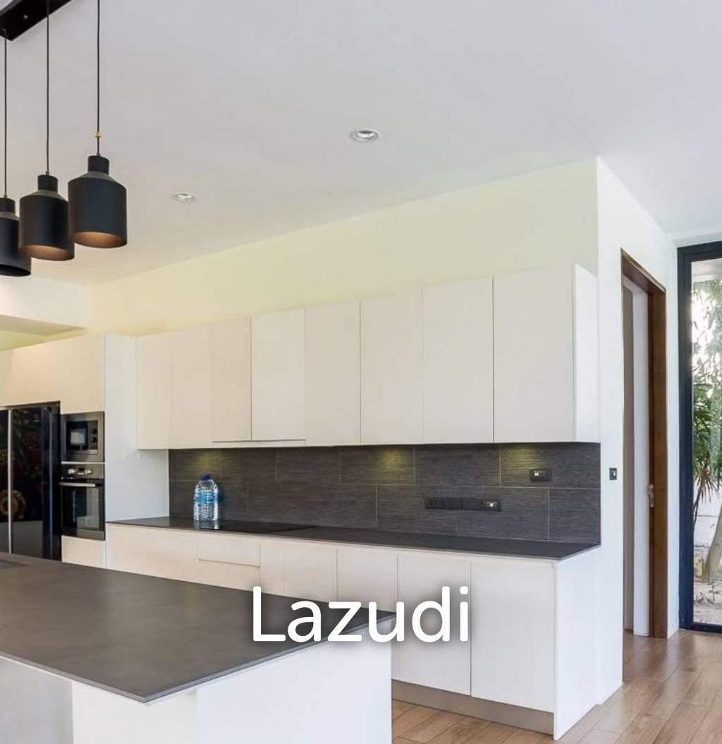 2,000 ตร.ม 5 เตียง 5 อาบน้ำ วิลล่า For ขาย