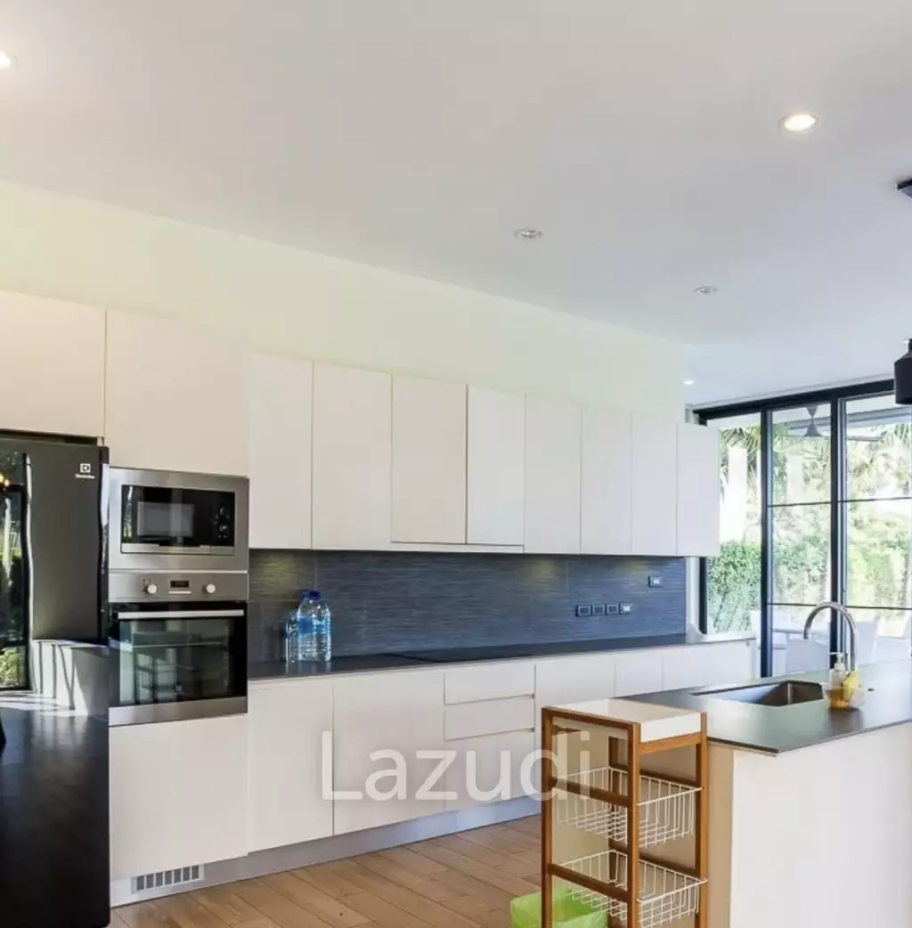 PALM HILL 2 STOREY VILLA  : 5 bed exceptional golf villa
