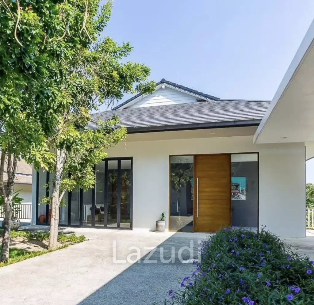 PALM HILL 2 STOREY VILLA  : 5 bed exceptional golf villa