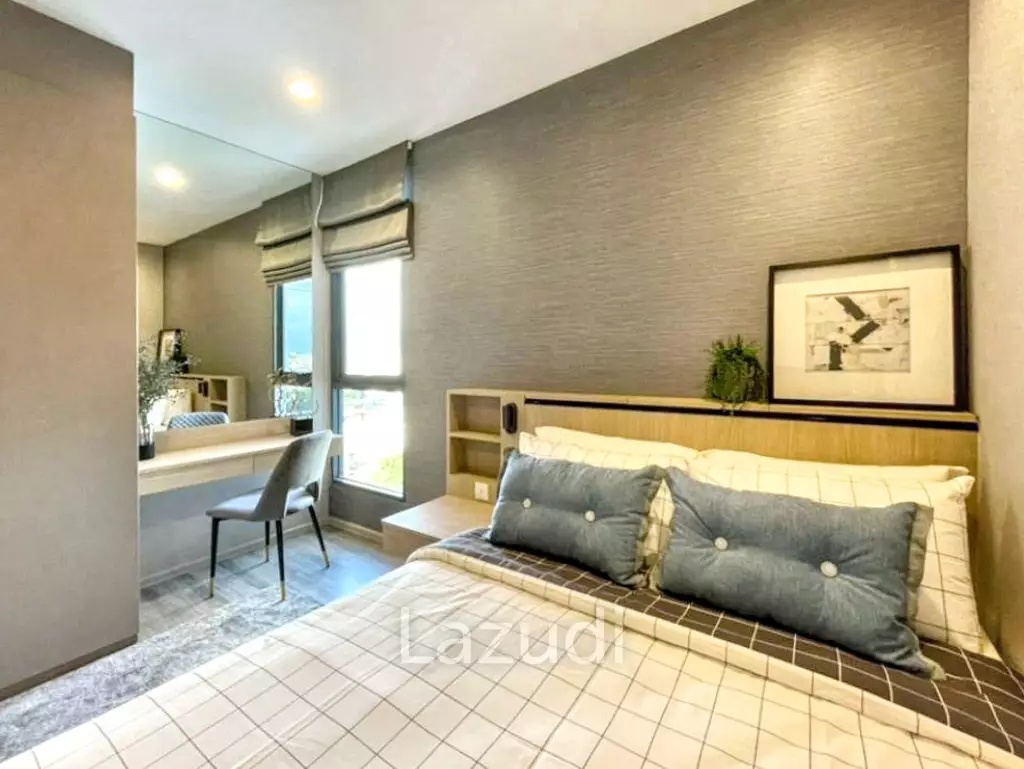 2 Bed 2 Bath 84 SQ.M IDEO Mobi Sukhumvit 66