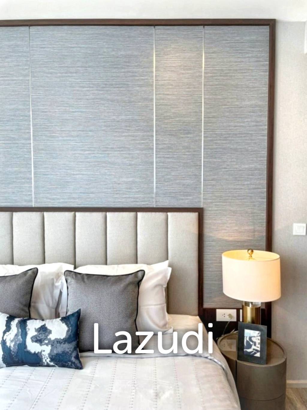 2 Bed 2 Bath 84 SQ.M IDEO Mobi Sukhumvit 66