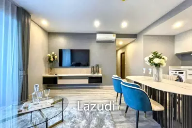 2 Bed 2 Bath 84 SQ.M IDEO Mobi Sukhumvit 66