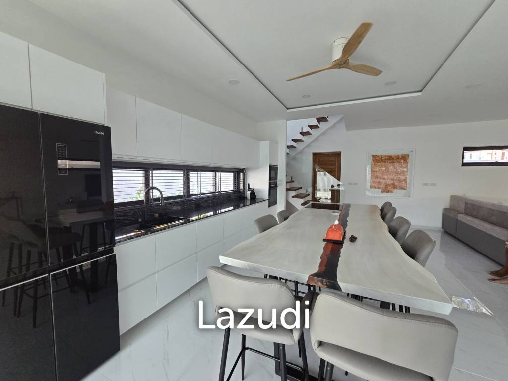 Stunning 3-Bedroom Villa with Pool in Bo Phut
