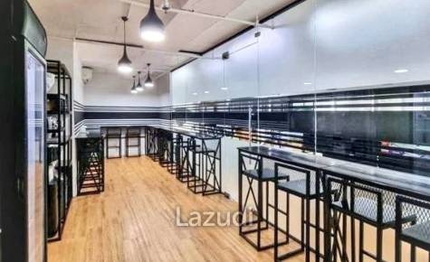 6 Baths room 246 SQ.M Office at Sukhumvit Suites