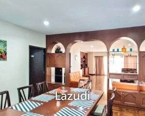 4 Bedrooms 3 Bathrooms 200 SQ.M Rishi Court