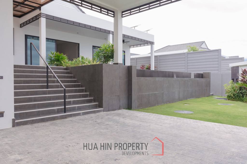 4 Beds 4 Baths  398.84 SQ,M Sivana Hills Hua Hin