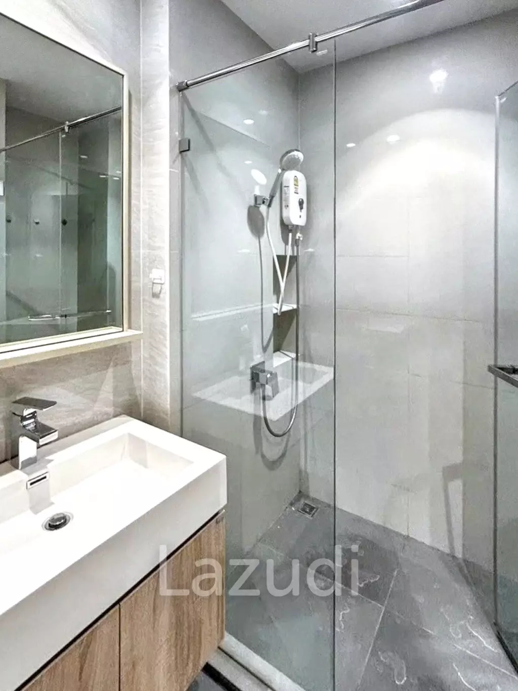 1 Bedroom 1 Bathroom 33 SQ.M Maru Ladprao 15