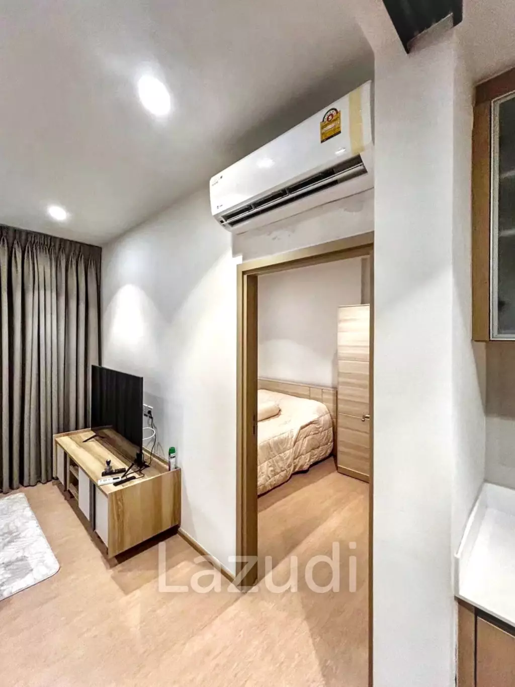 1 Bedroom 1 Bathroom 33 SQ.M Maru Ladprao 15