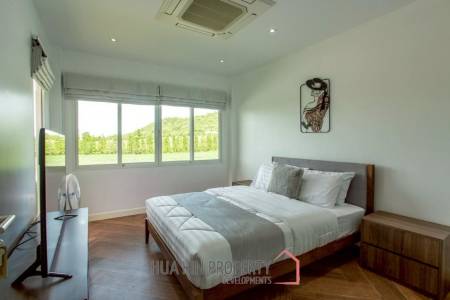 Exclusive 3 Bedroom Pool Villa In Black Mountain Golf Course