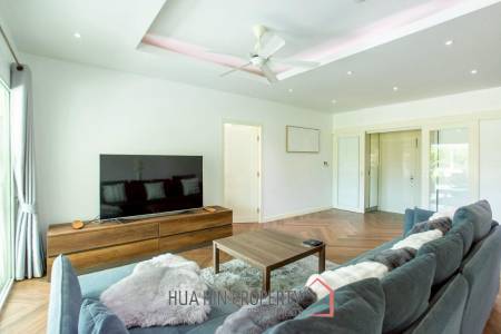 Exclusive 3 Bedroom Pool Villa In Black Mountain Golf Course