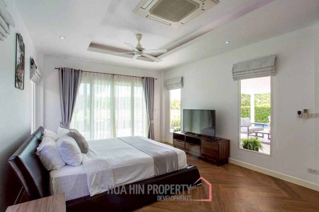 Exclusive 3 Bedroom Pool Villa In Black Mountain Golf Course