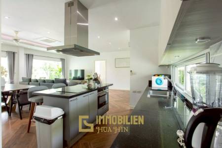 วิลล่าพูล 3 ห้องนอนสุดพิเศษในสนามกอล์ฟแบล็คเมาน์เทน