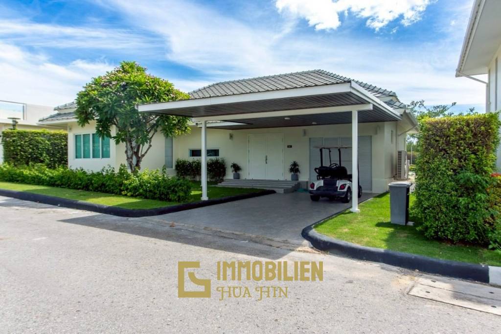 วิลล่าพูล 3 ห้องนอนสุดพิเศษในสนามกอล์ฟแบล็คเมาน์เทน