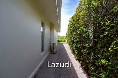Exclusive 3 Bedroom Pool Villa In Black Mountain Golf Course