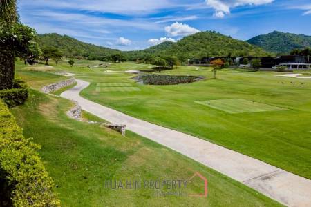 Exclusive 3 Bedroom Pool Villa In Black Mountain Golf Course