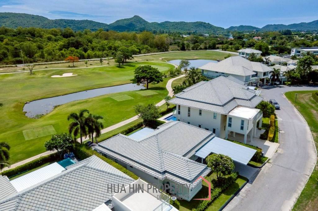 Exclusive 3 Bedroom Pool Villa In Black Mountain Golf Course