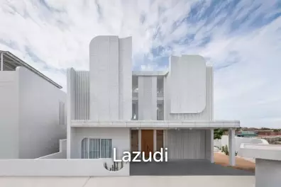 4 Beds 6 Baths 447 SQ.M. The Pool Space Villa
