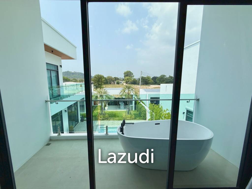 4 Beds 5 Baths 313 SQ.M. The Sugar Palm Villas