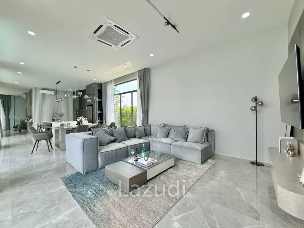 4 Beds 5 Baths 313 SQ.M. The Sugar Palm Villas