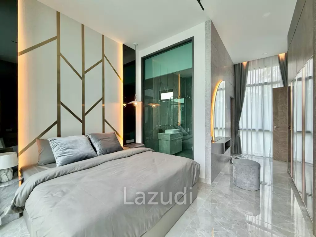 4 Beds 5 Baths 313 SQ.M. The Sugar Palm Villas