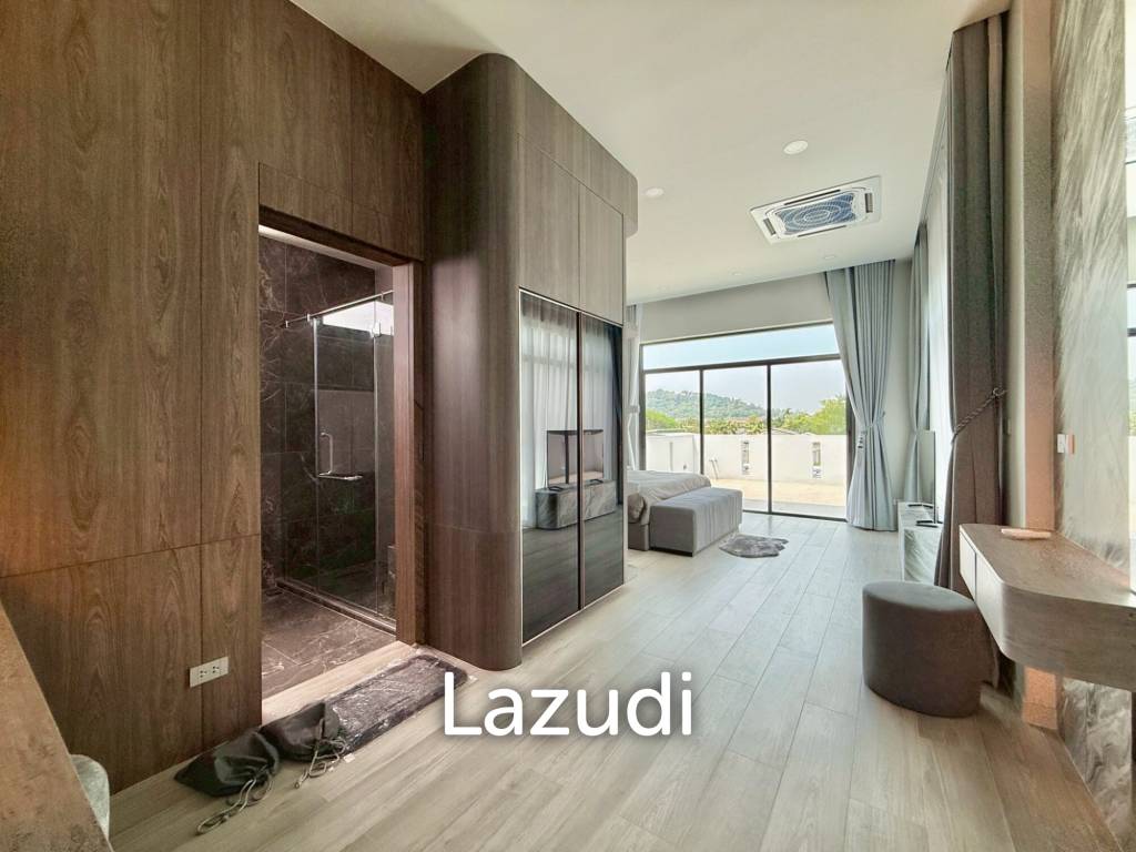 4 Beds 5 Baths 313 SQ.M. The Sugar Palm Villas