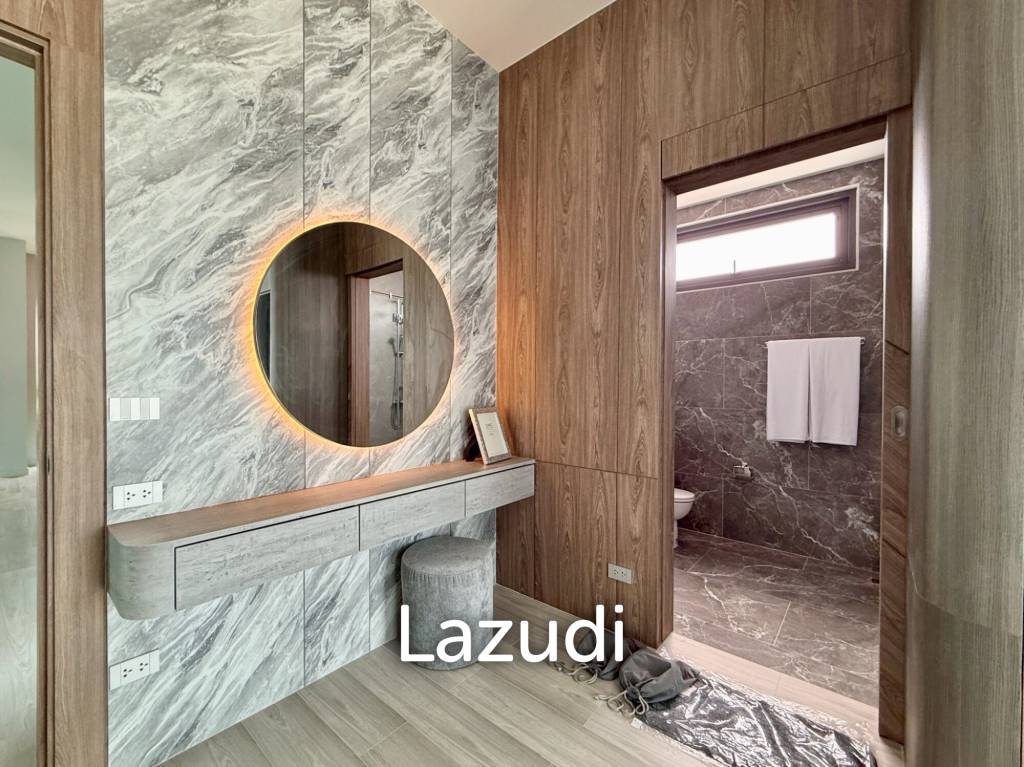 4 Beds 5 Baths 313 SQ.M. The Sugar Palm Villas
